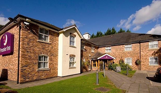 Premier Inn Wrexham North Exteriör bild