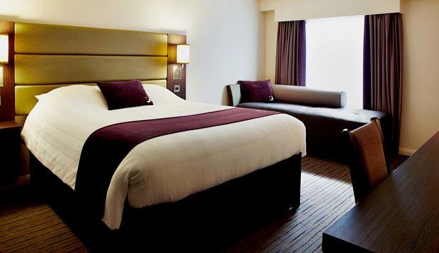Premier Inn Wrexham North Exteriör bild